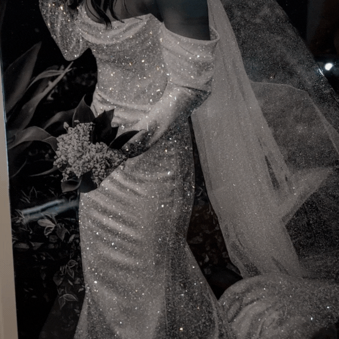 DiamondLuxe Glass & Resin Mounted Print